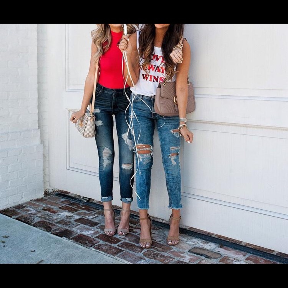 High waisted Destroyed jeans